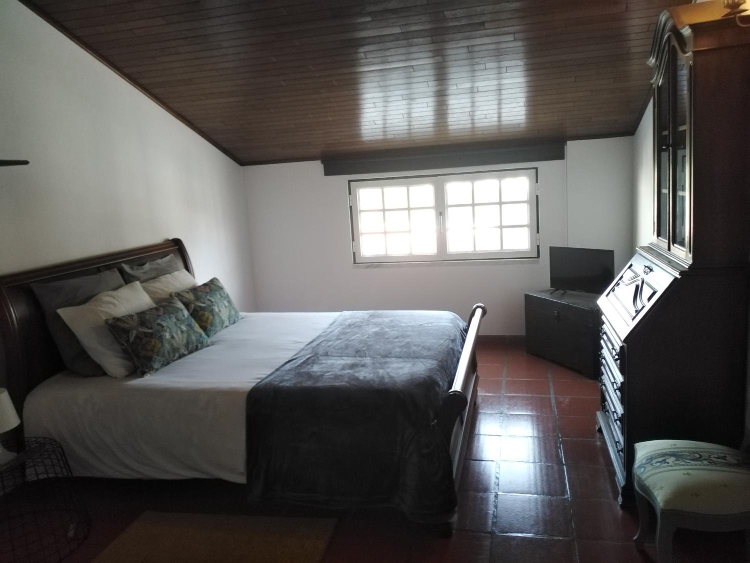 Quarto Familiar com Banheiro Privativo