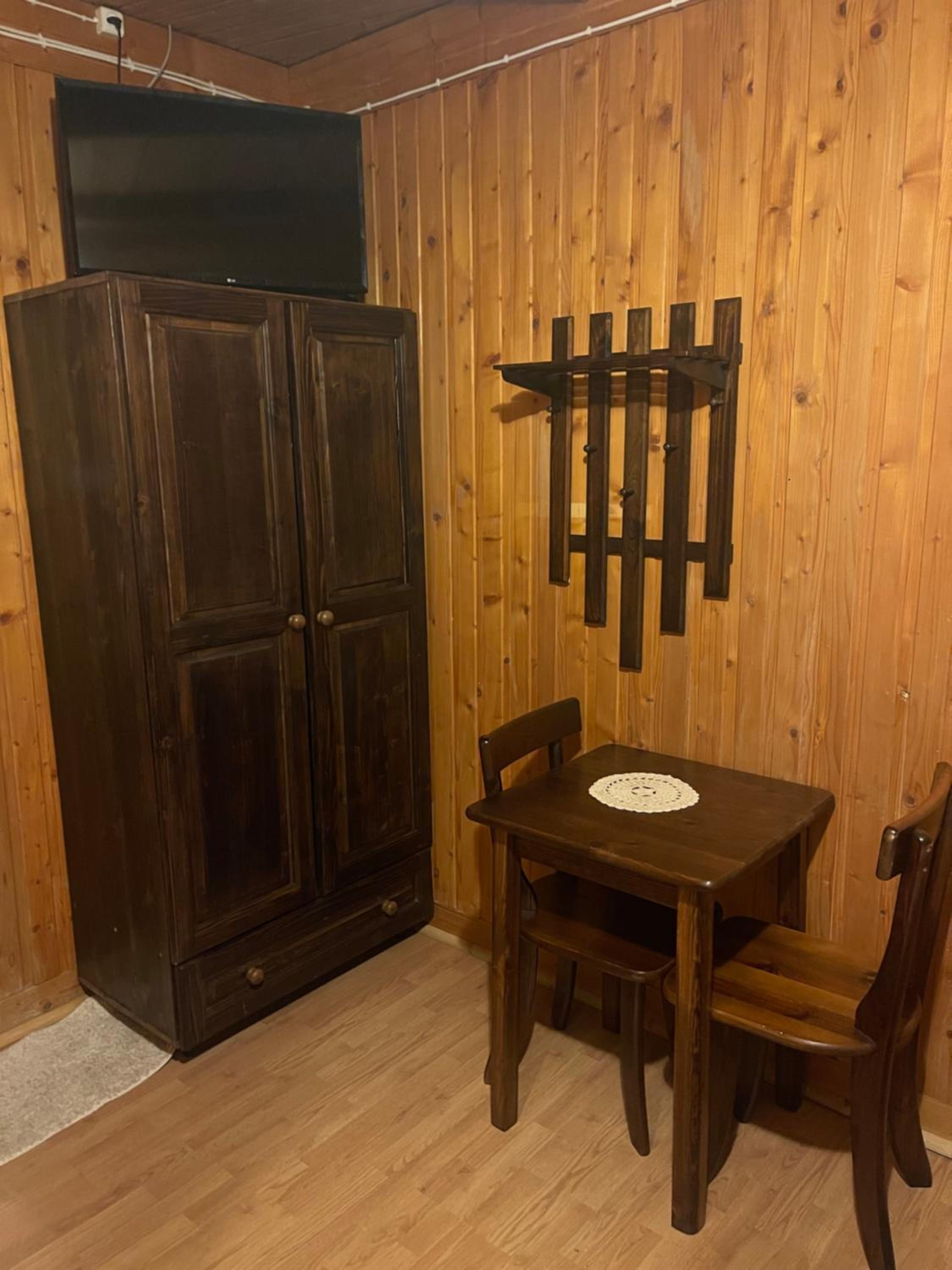 Twin Room with Bathroom photo 3