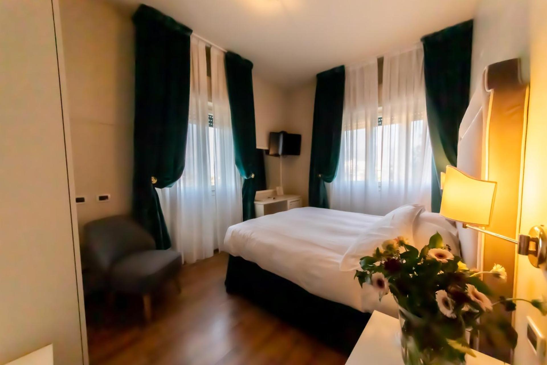 Superior Double Room - Photo 3