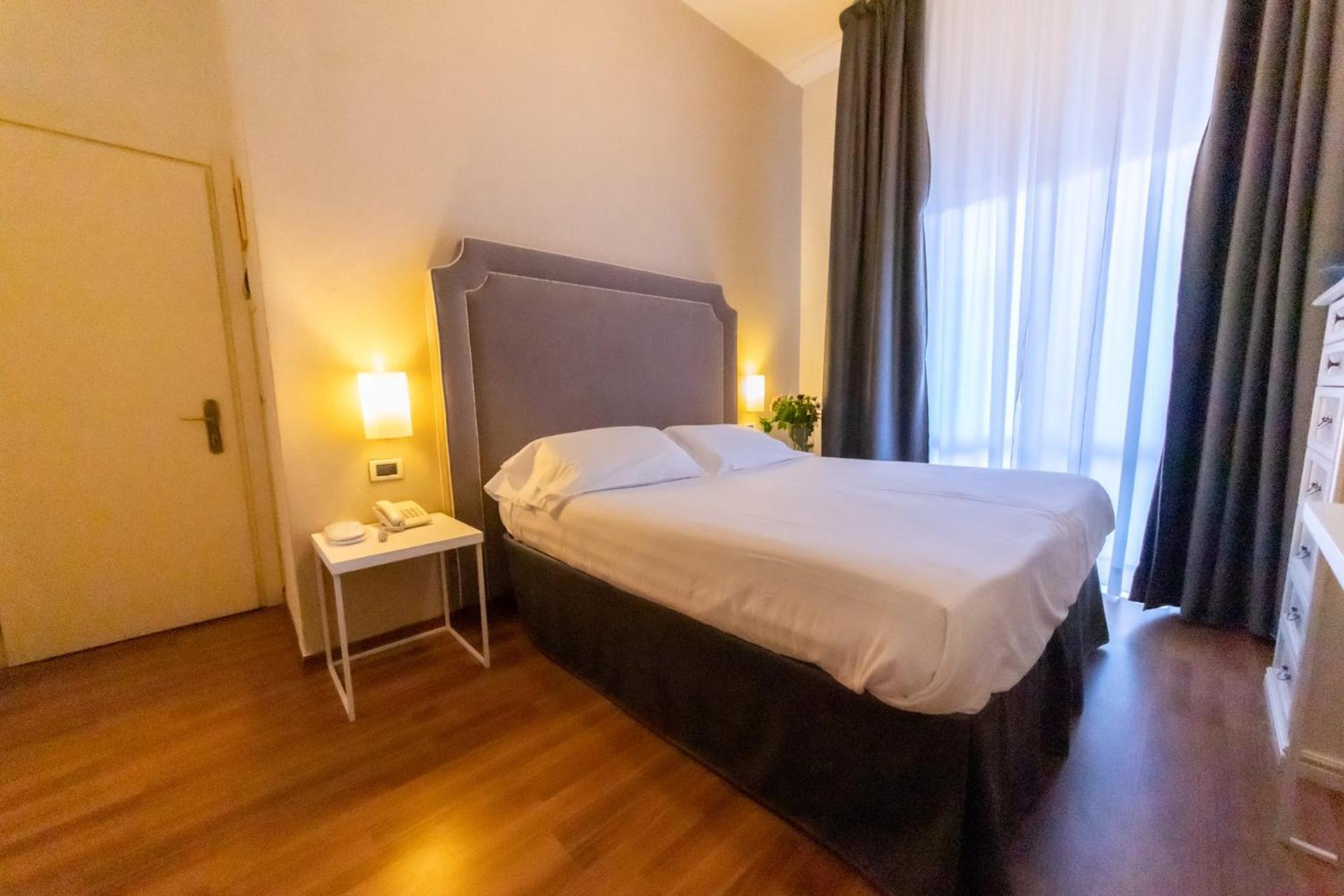 Deluxe Triple Room - Photo 2