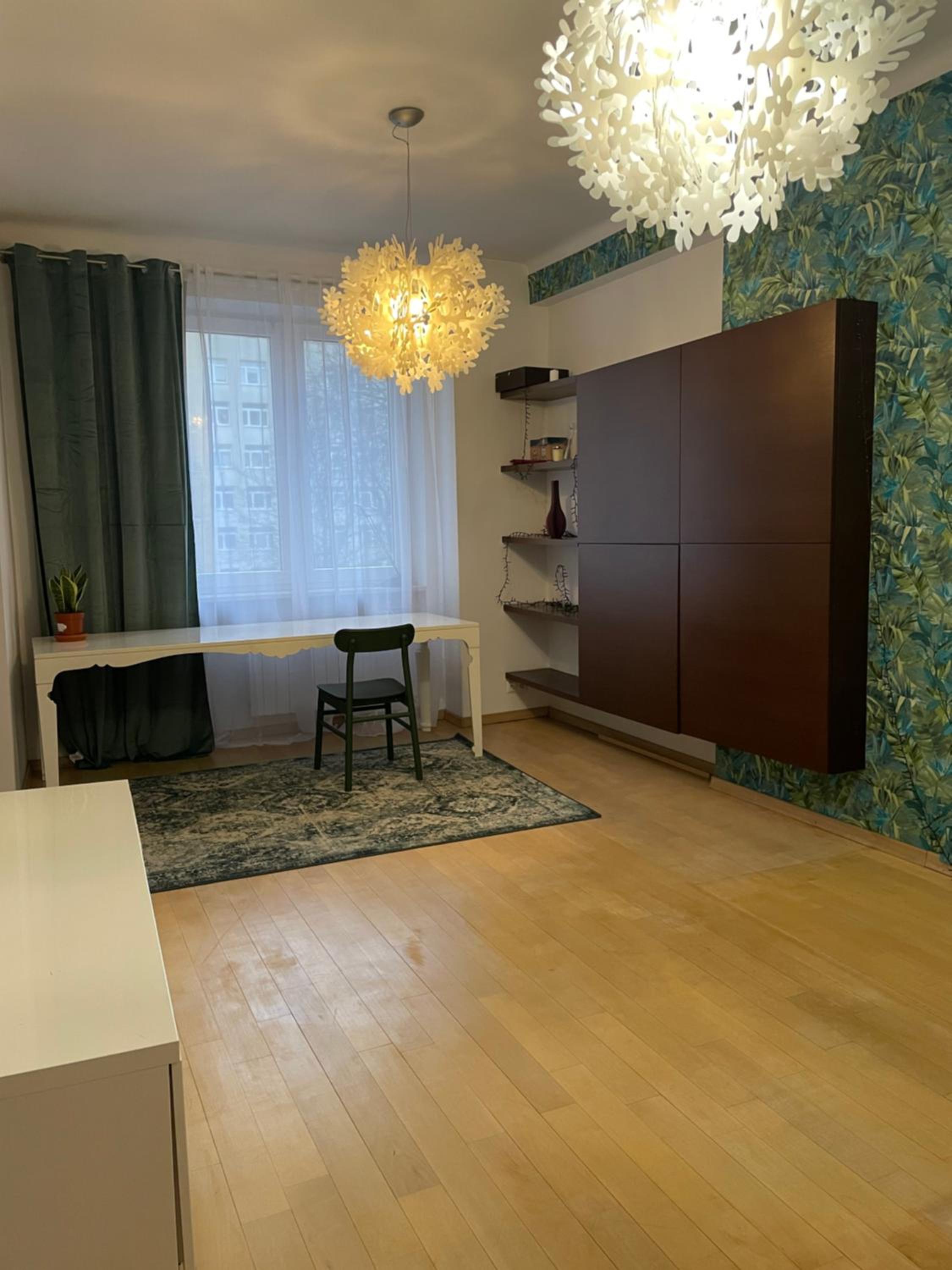 One-Bedroom Apartment - Photo 3
