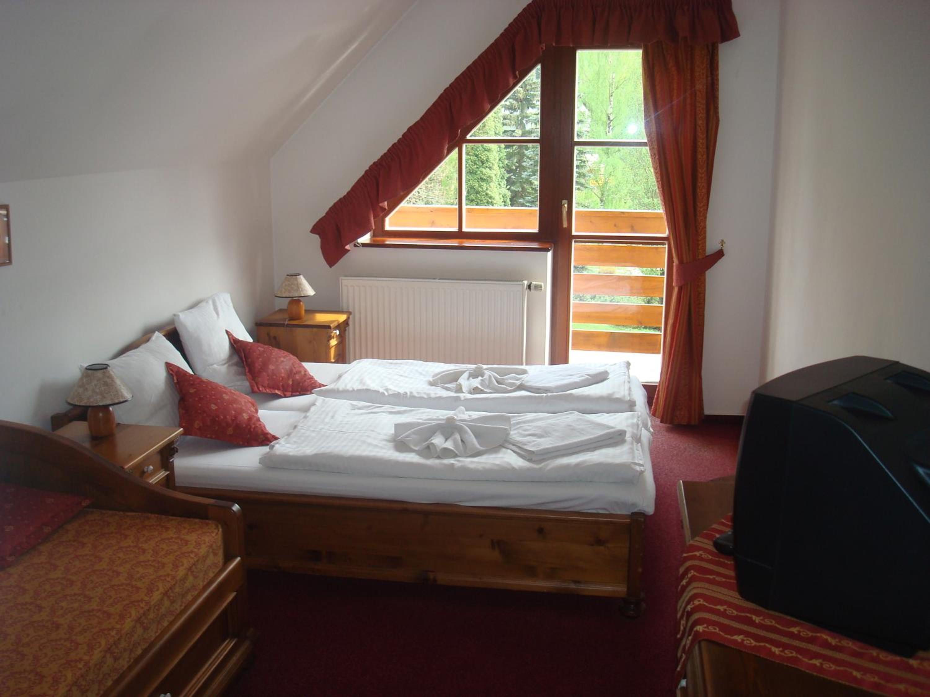 Double Room with Balcony - Photo 1