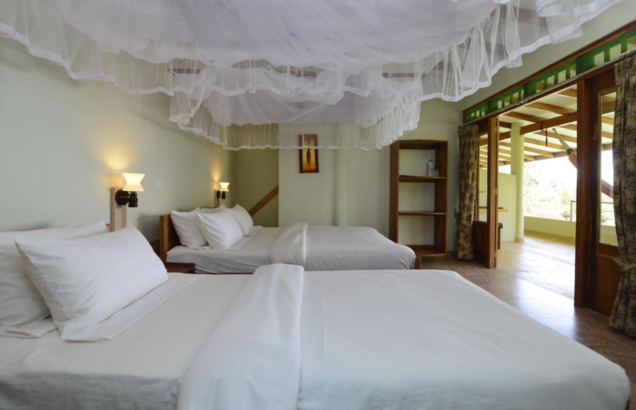 Triple Room with Mountain View