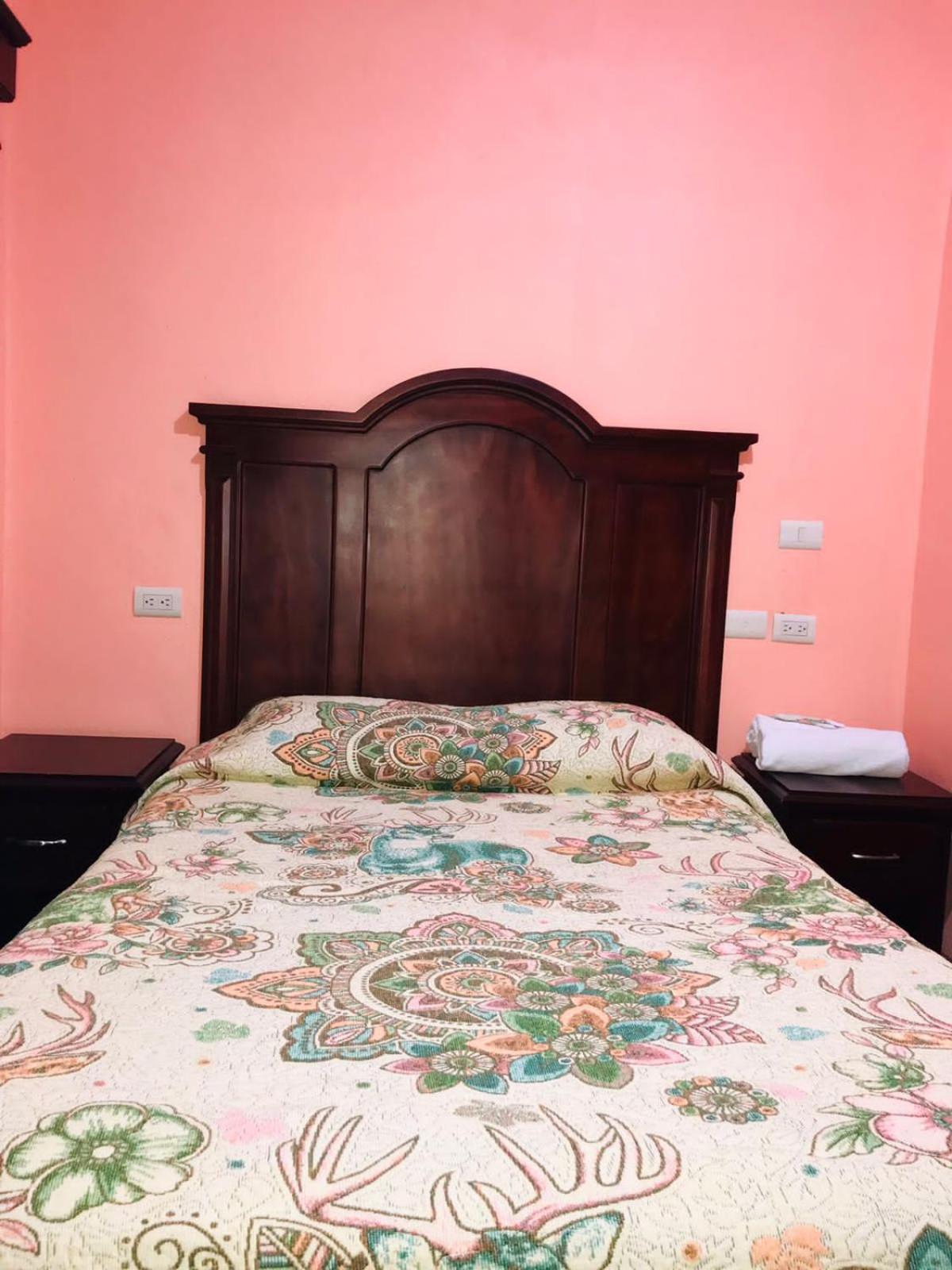 Double Room - Photo 5