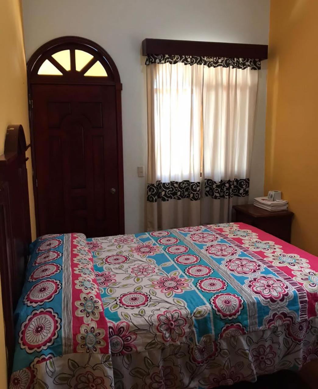 Double Room - Photo 2