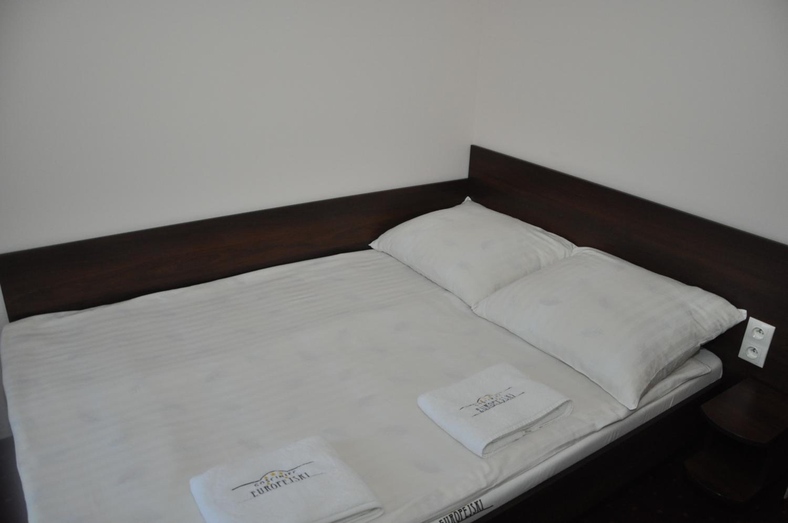 Double Room - Photo 4