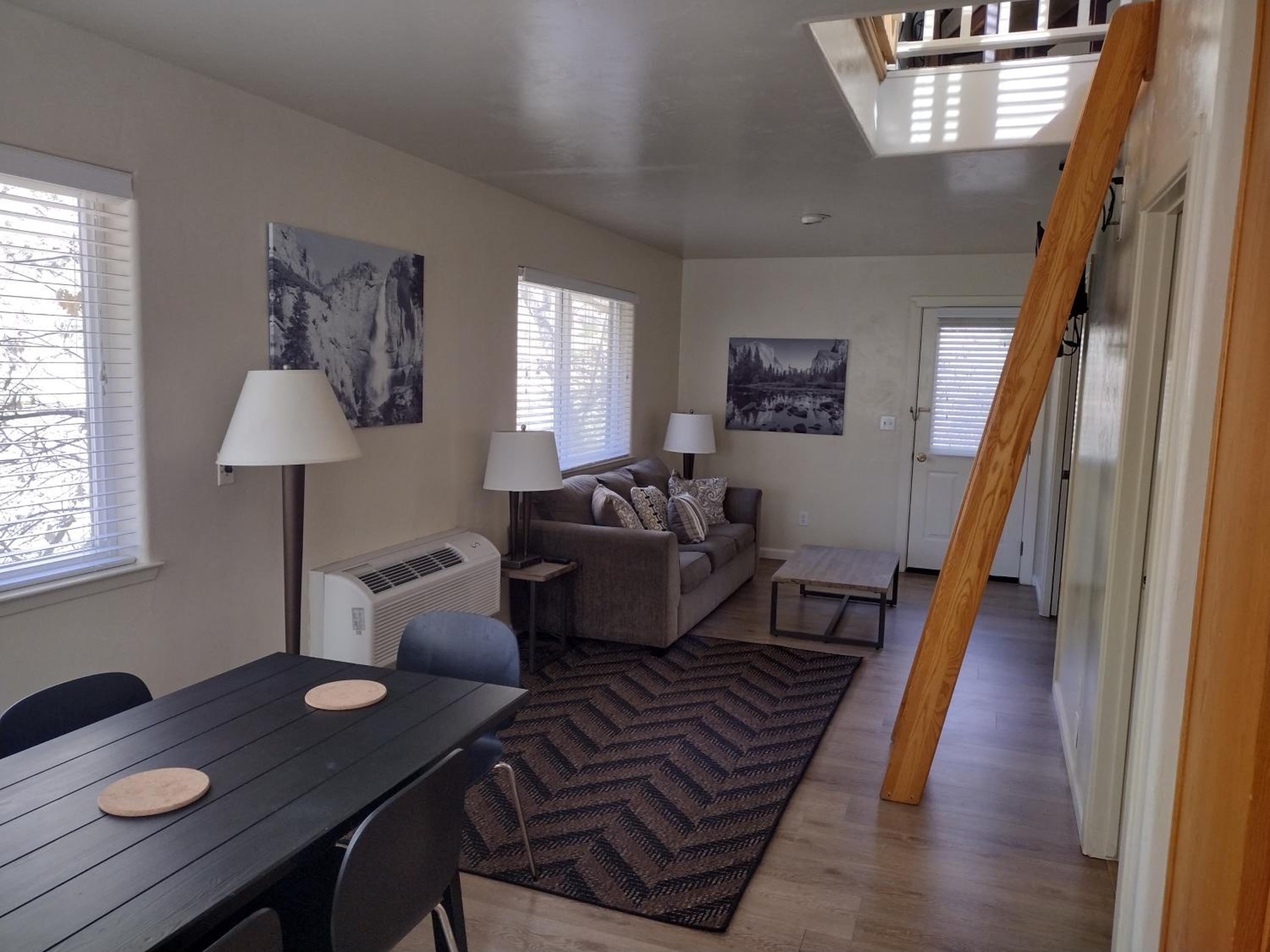 Two-Bedroom House photo 3