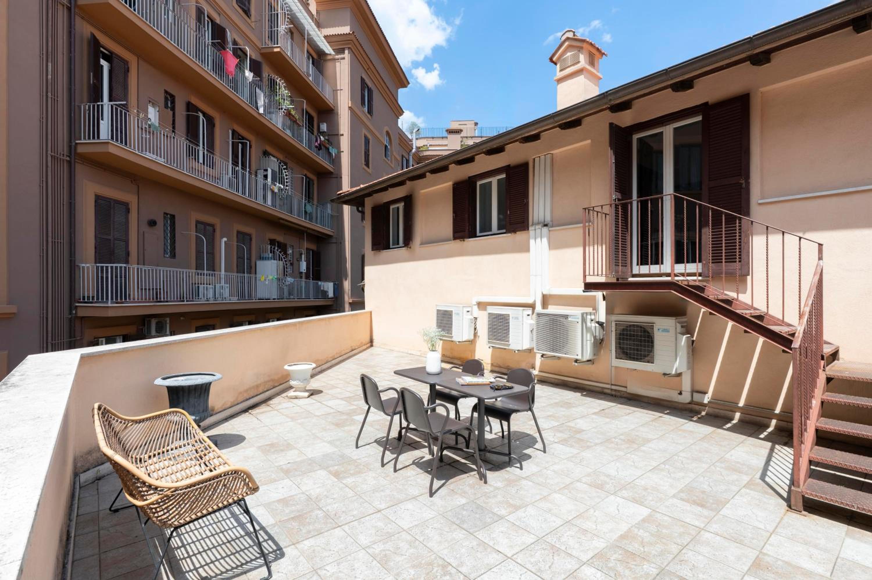 Superior Apartment with Balcony photo 1
