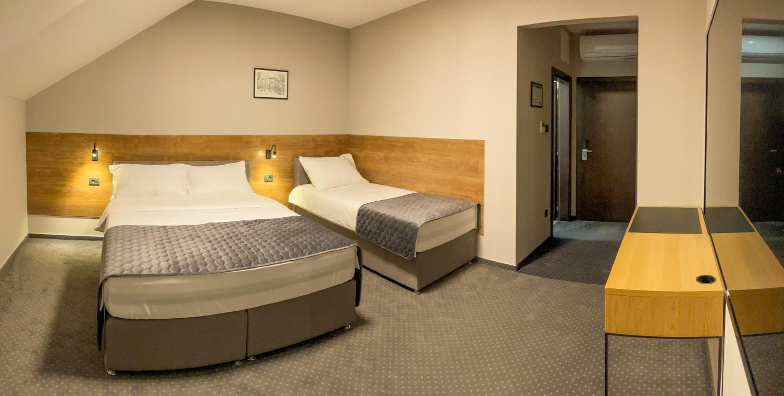 Triple Room photo 3