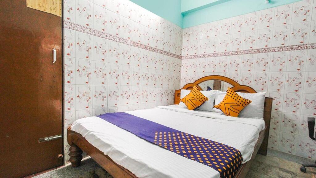 Single Room With Bathroom photo 3