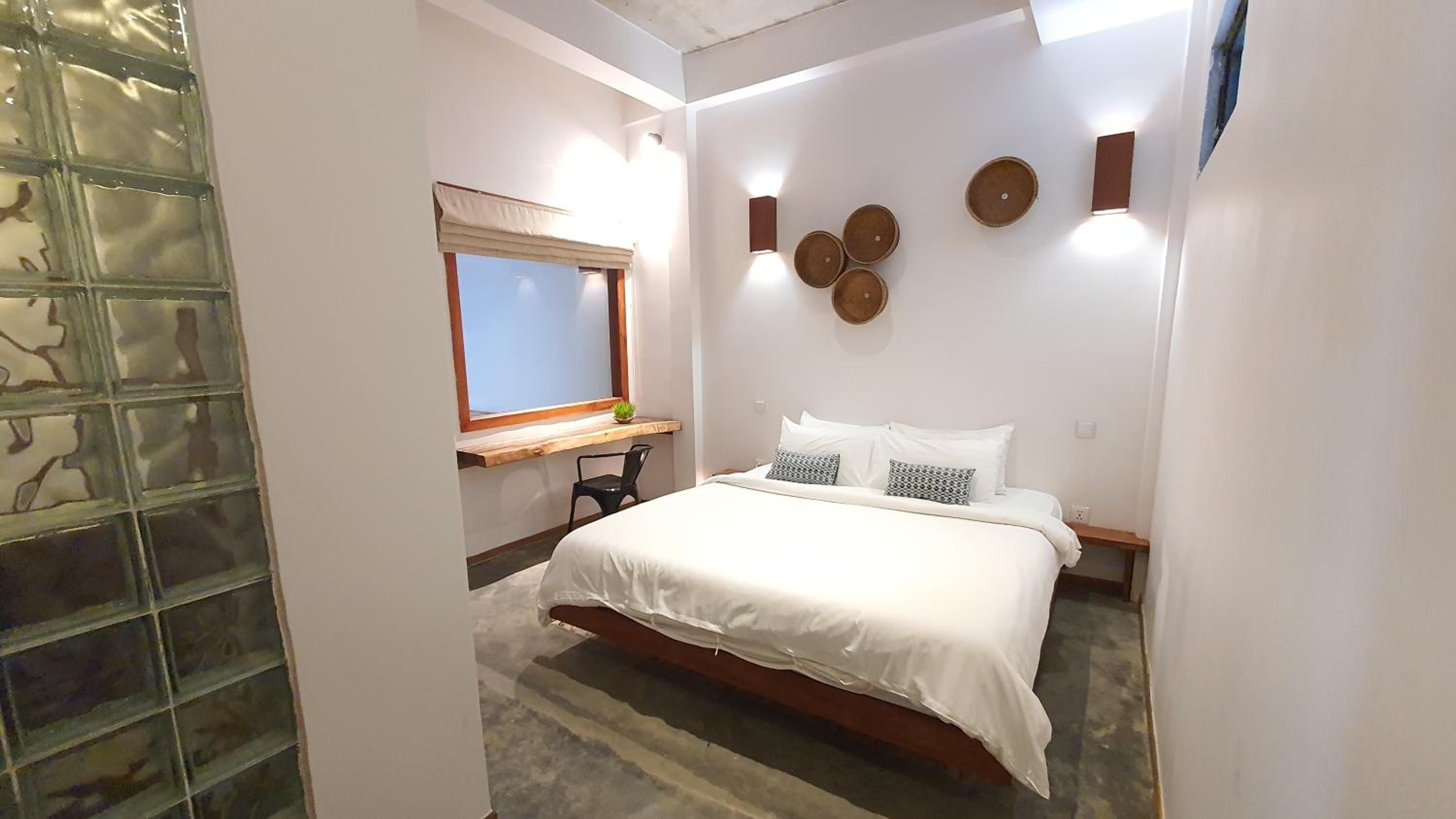 Deluxe Suite - Photo 10