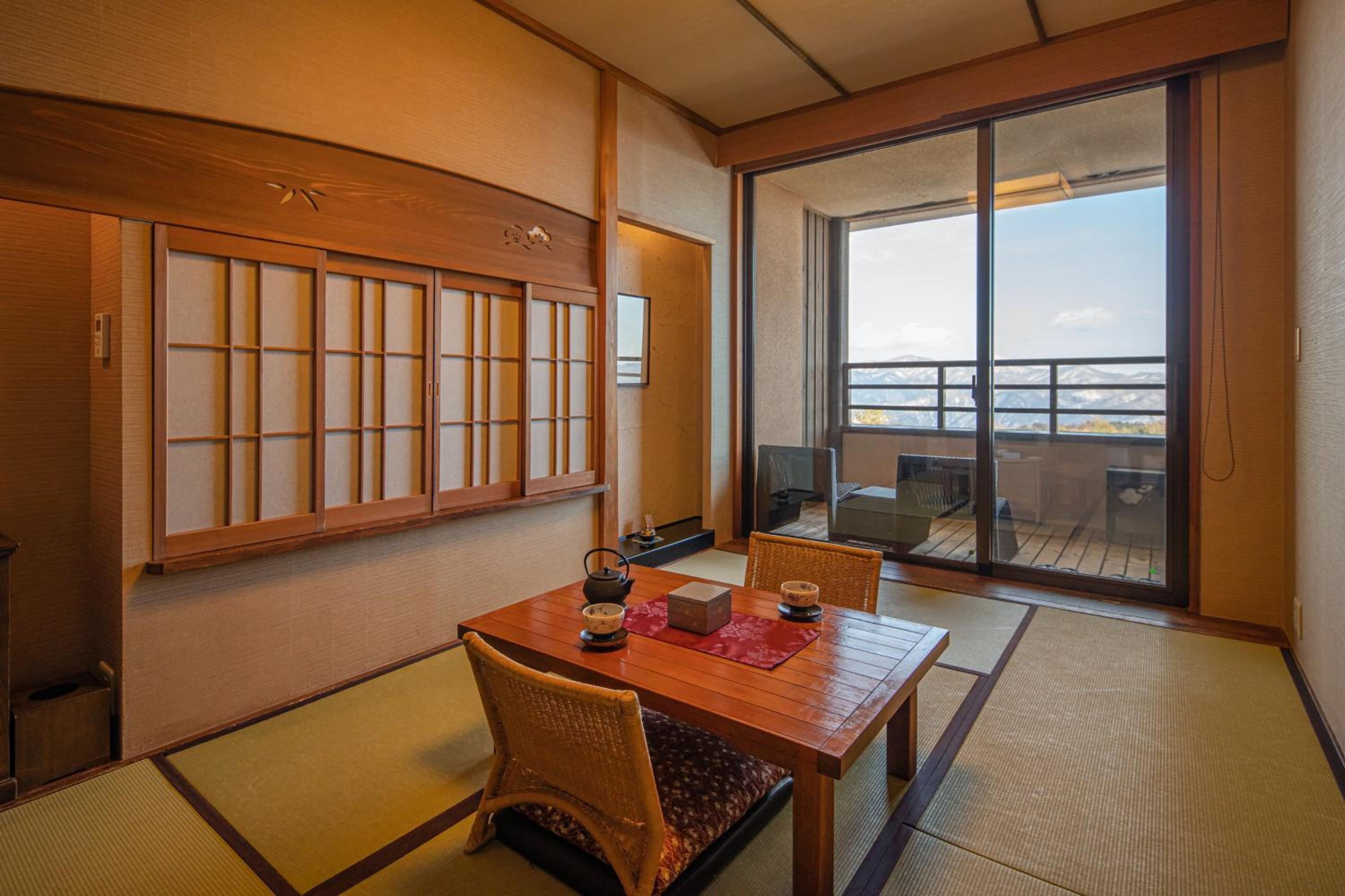 Superior Twin Room with Tatami Area and Open-Air Bath - Non-Smoking
