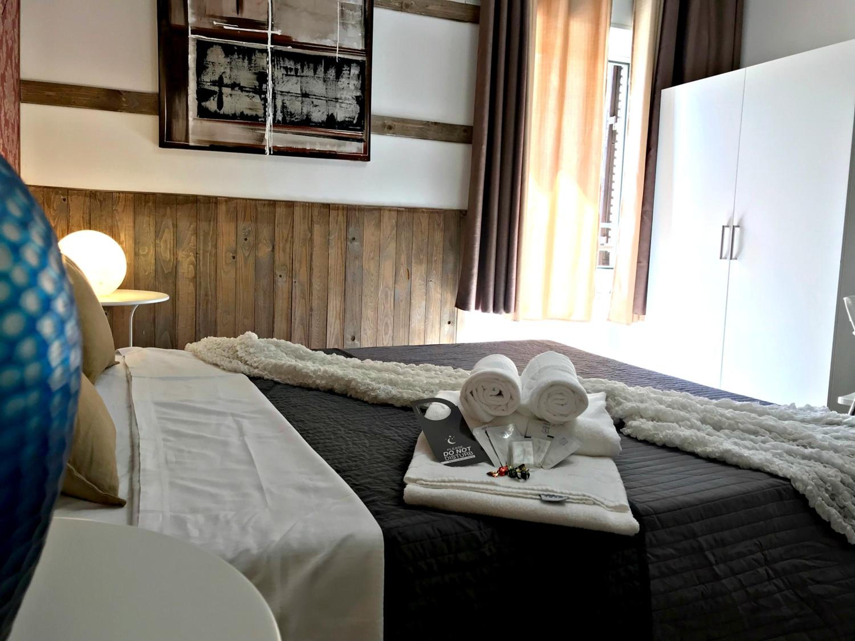 Deluxe Double Room photo 2