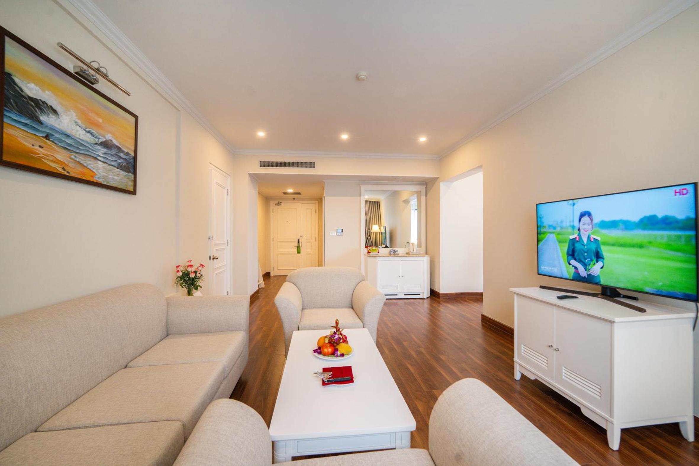 King Suite with Ocean View