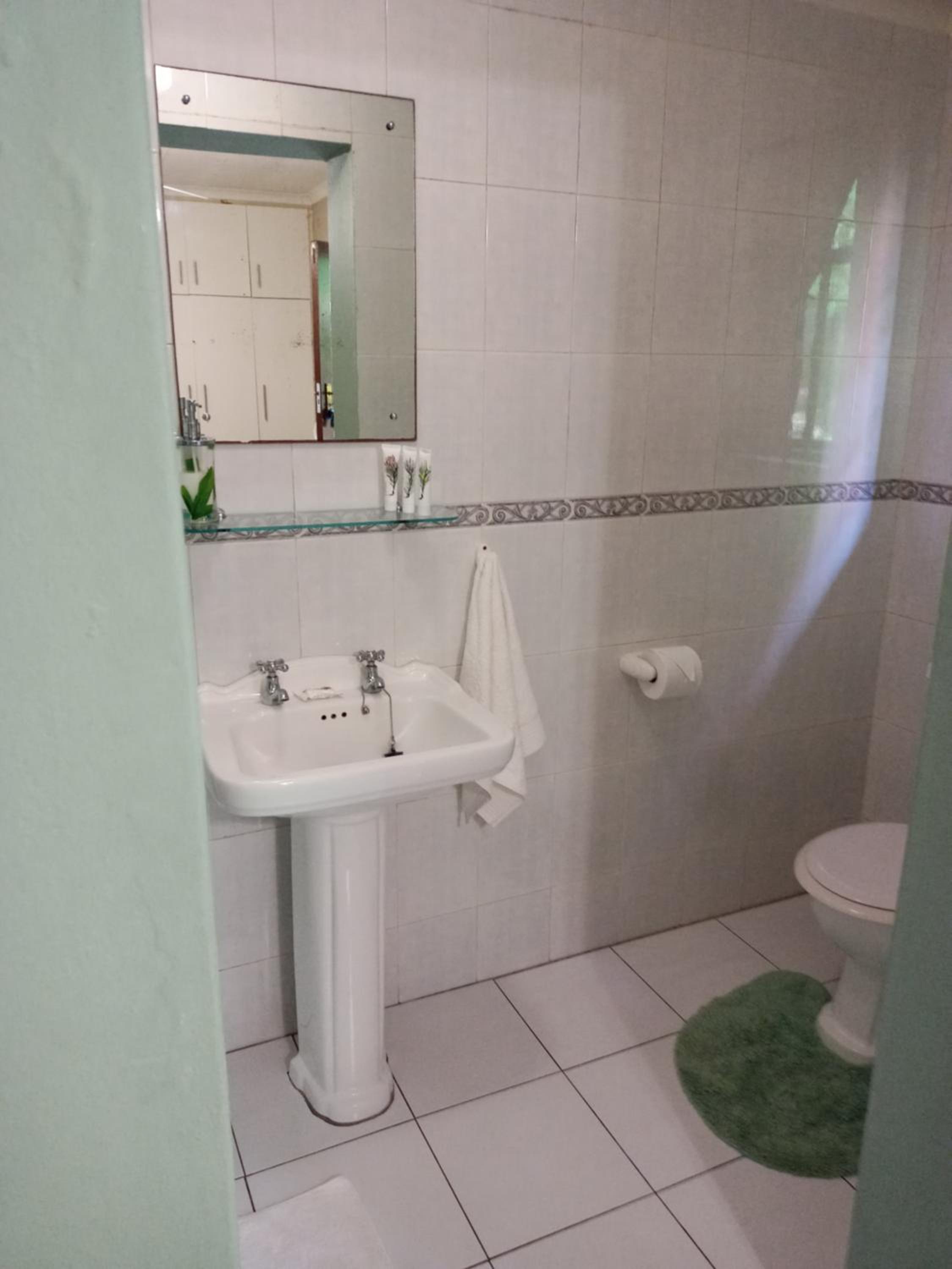 Double Room with Garden View photo 3