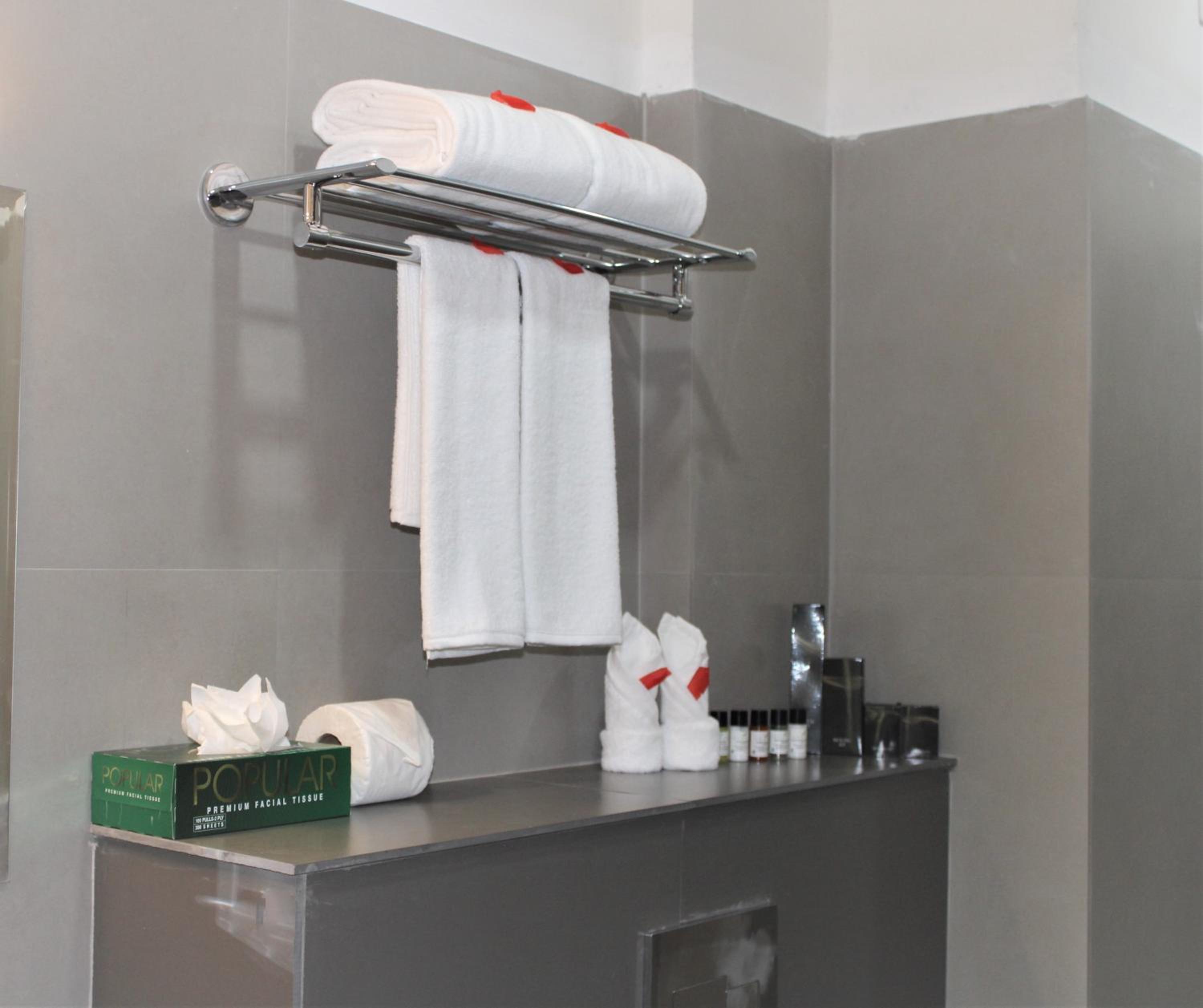 Deluxe Double Room - Photo 8
