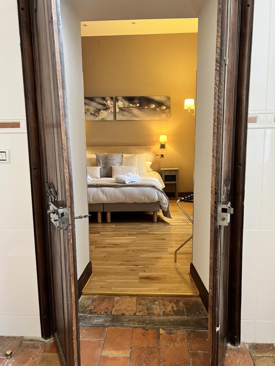 Deluxe Double Room with Bath