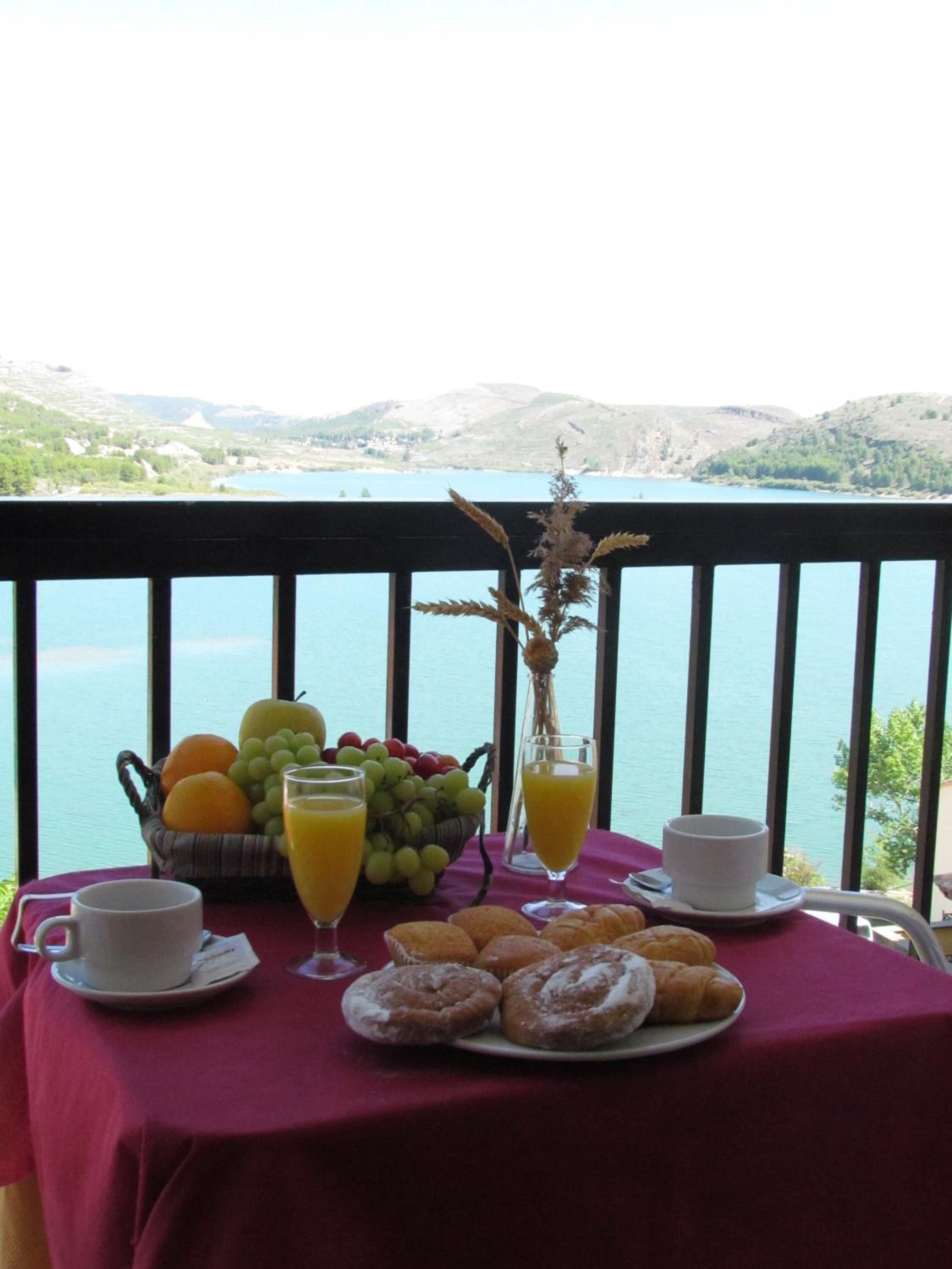 Classic Double or Twin Room with Balcony photo 3