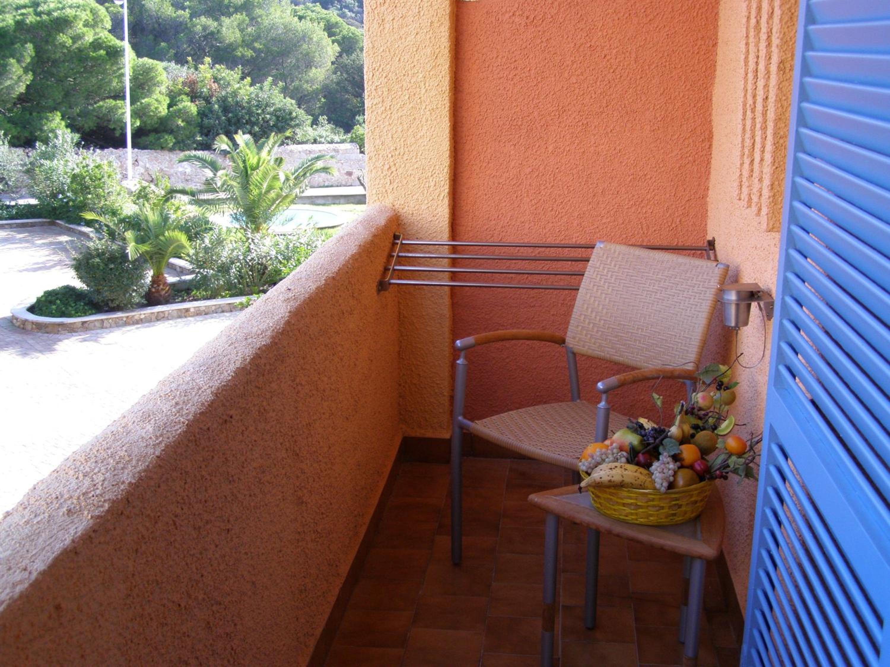 Double Room - Photo 13