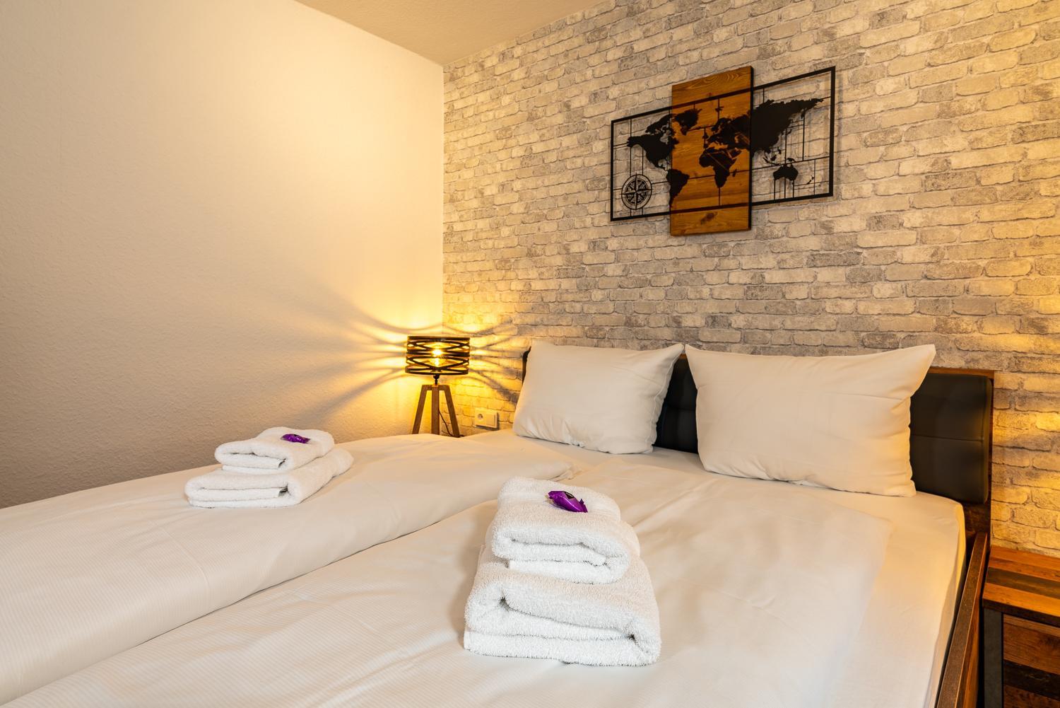 Suite - Photo 11