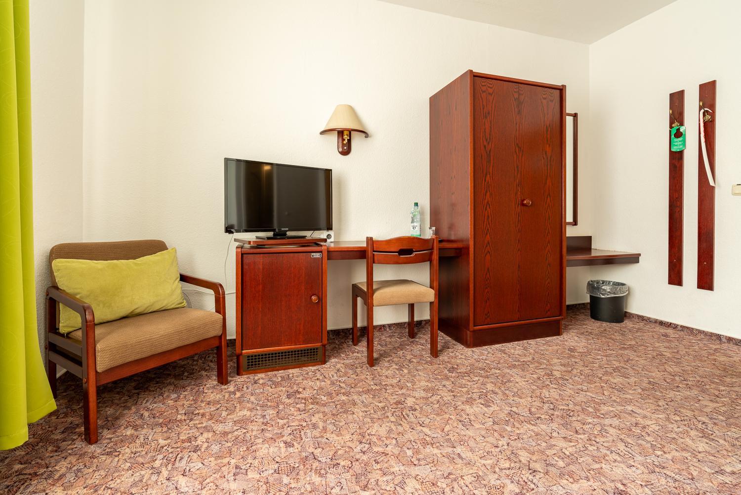 Single Room photo 2