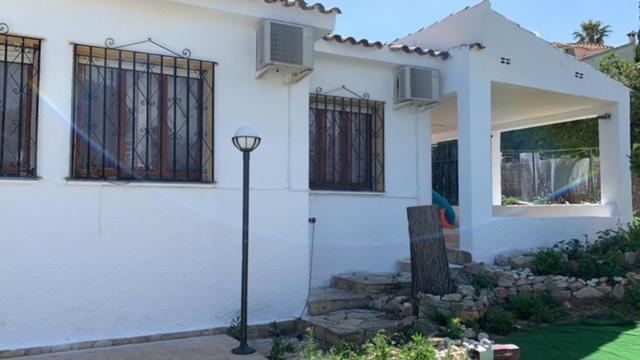 Five-Bedroom House - Photo 28