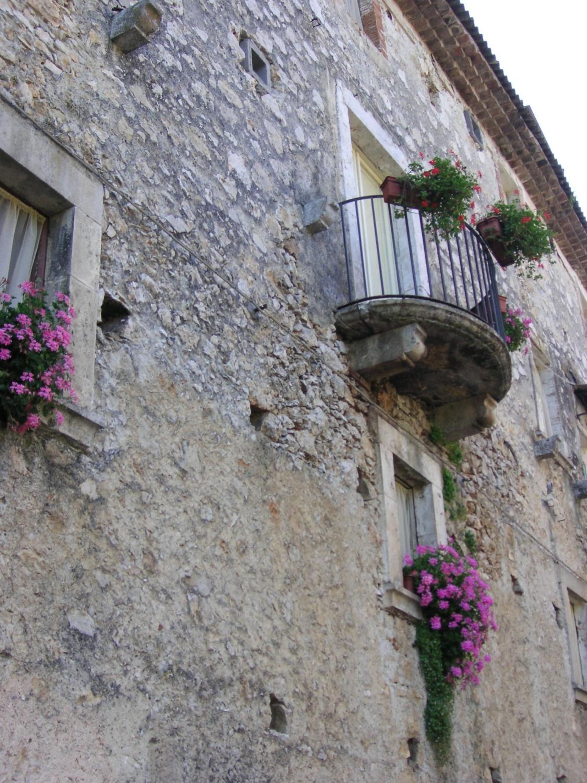 Two-Bedroom Apartment with Balcony (4 Adults) photo 2
