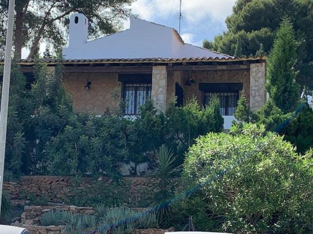 Five-Bedroom House - Photo 19