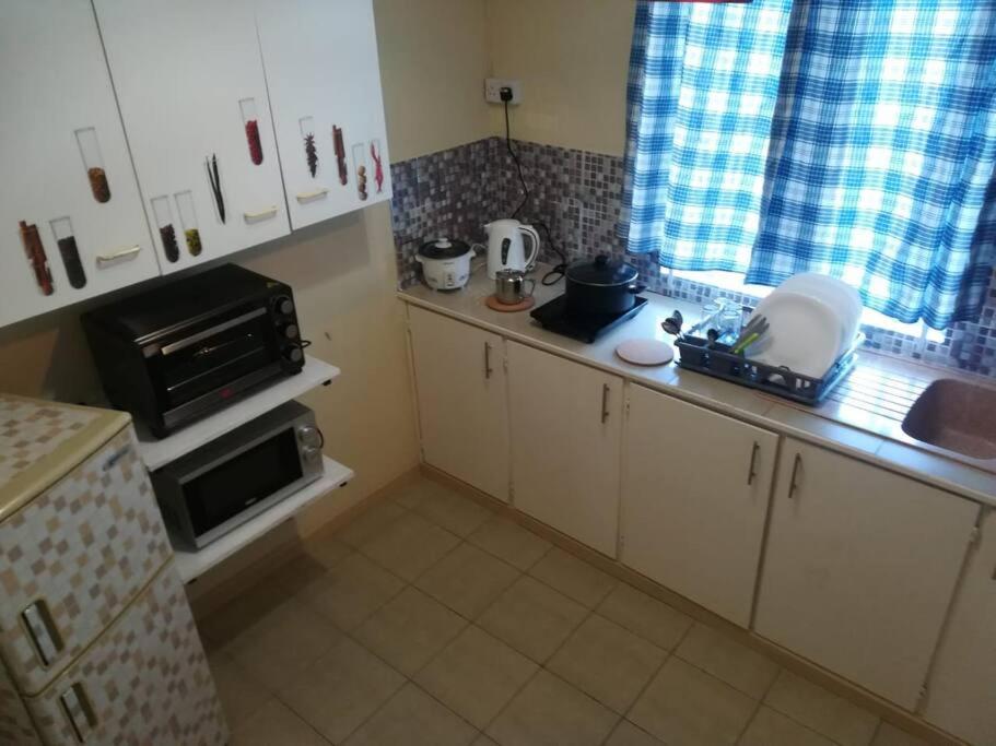 Two-Bedroom Apartment - Photo 4