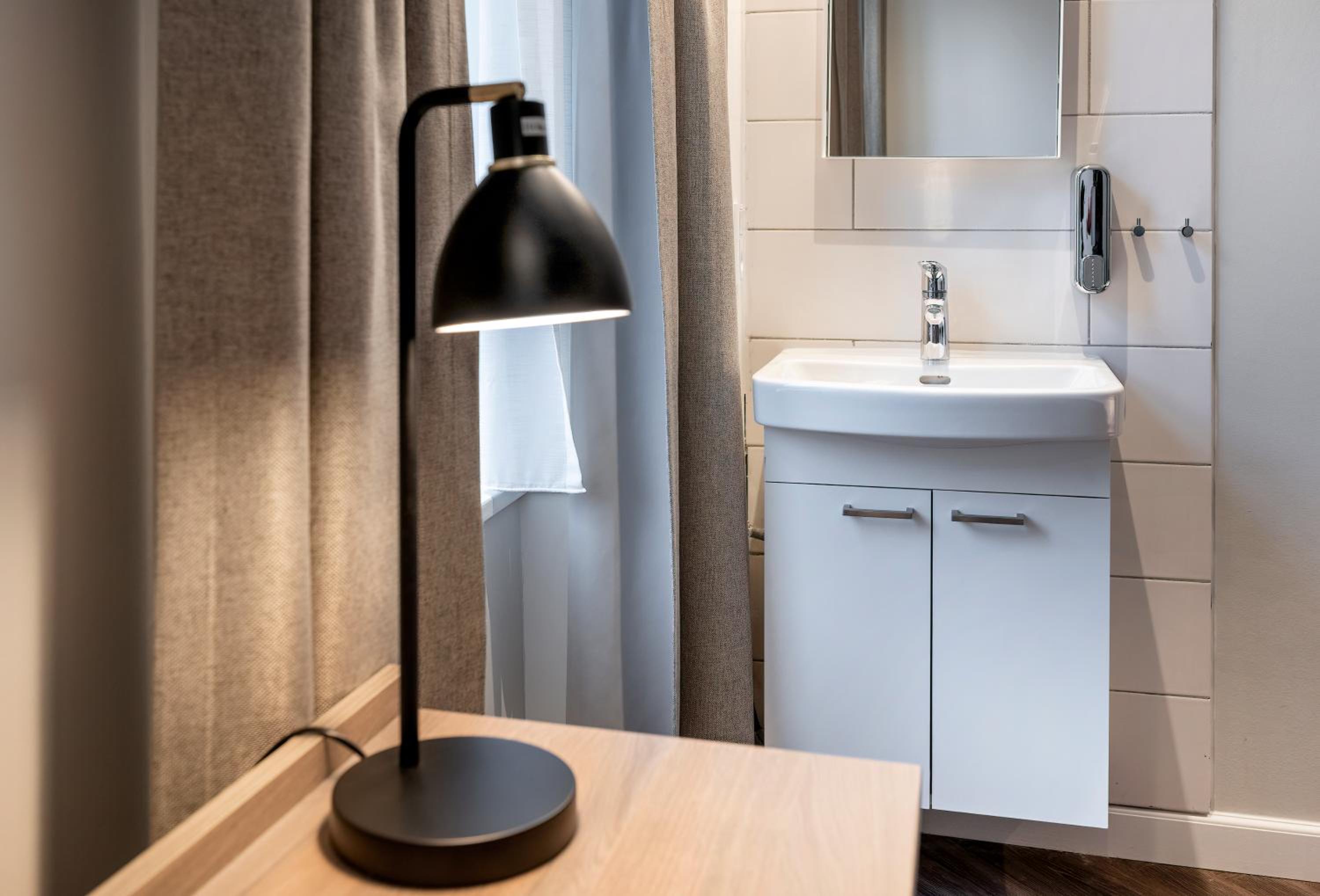Triple Room with Shared Bathroom - Photo 3