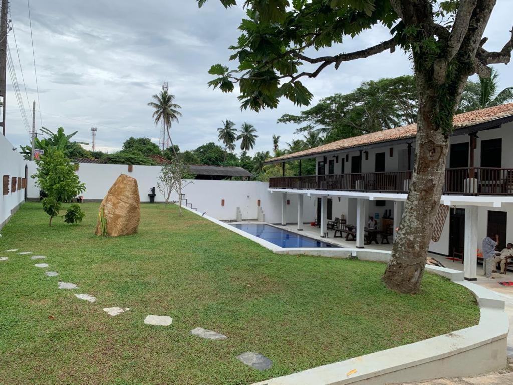 Triple Room with Pool View photo 2