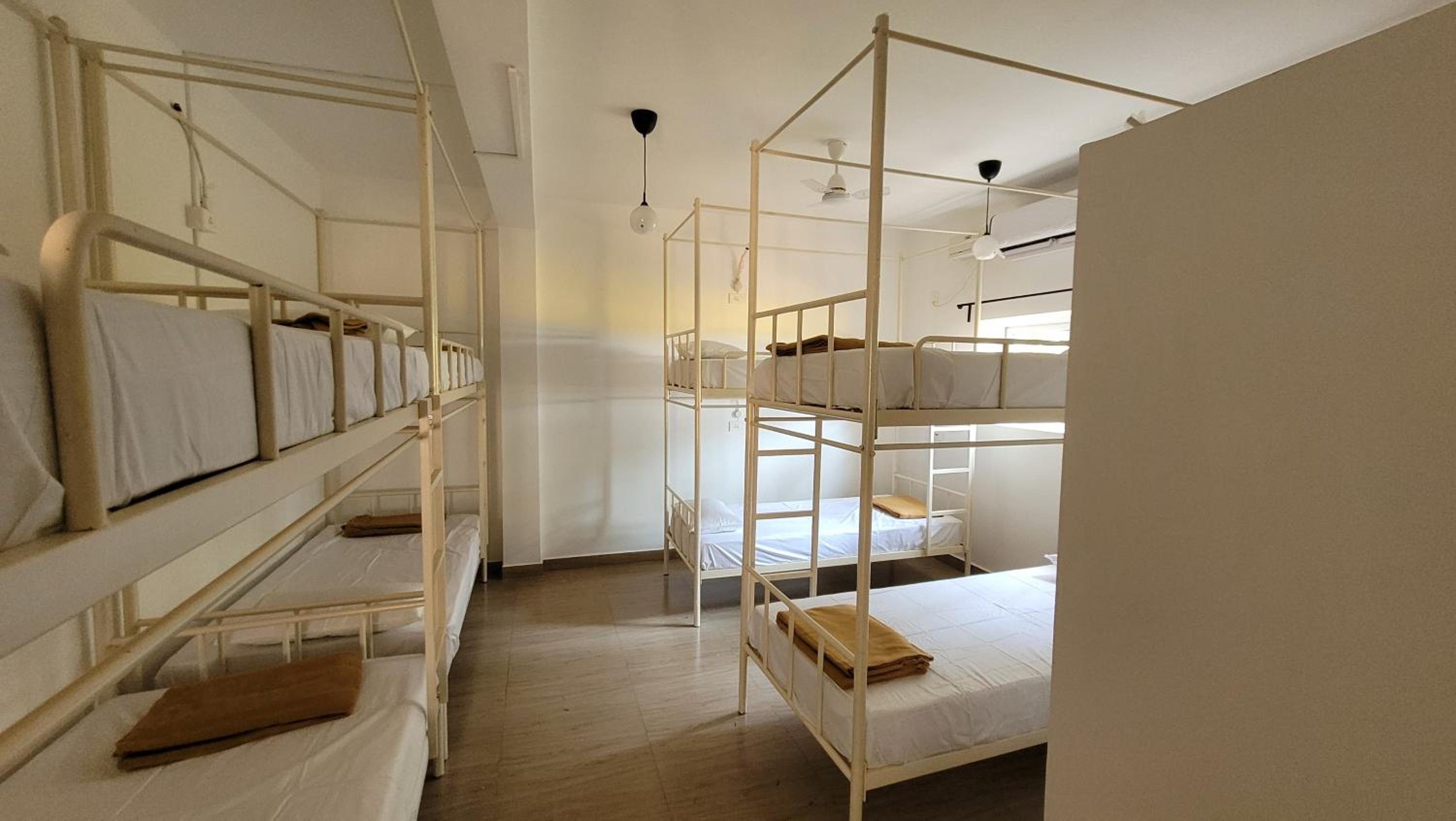 Bed in 8-Bed Mixed Dormitory Room photo 2