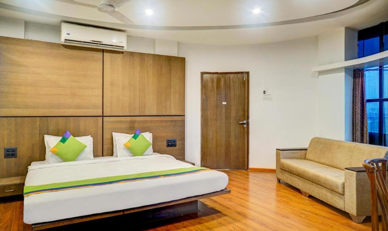 Executive Suite photo 1