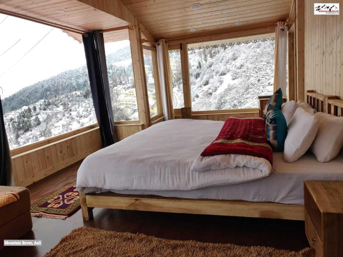 Suite with Mountain View photo 2