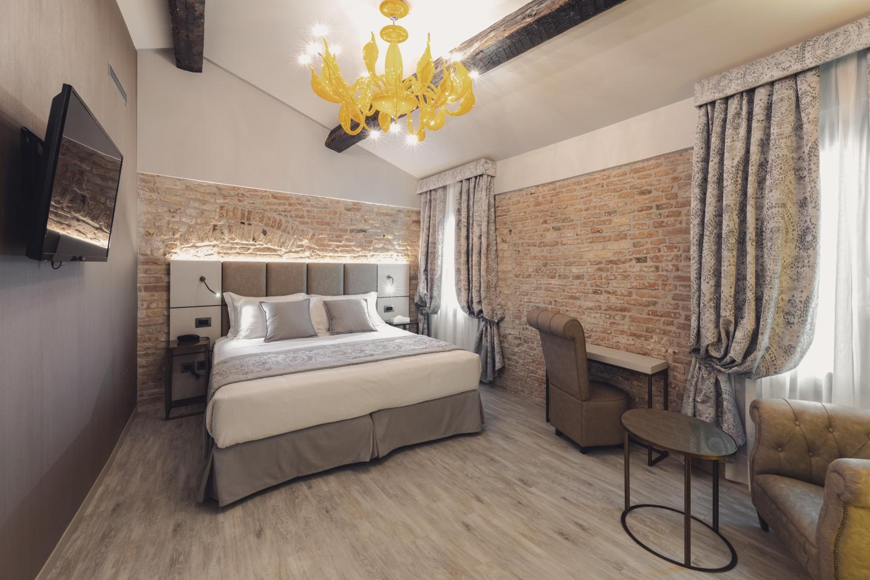 Romantic Junior Suite