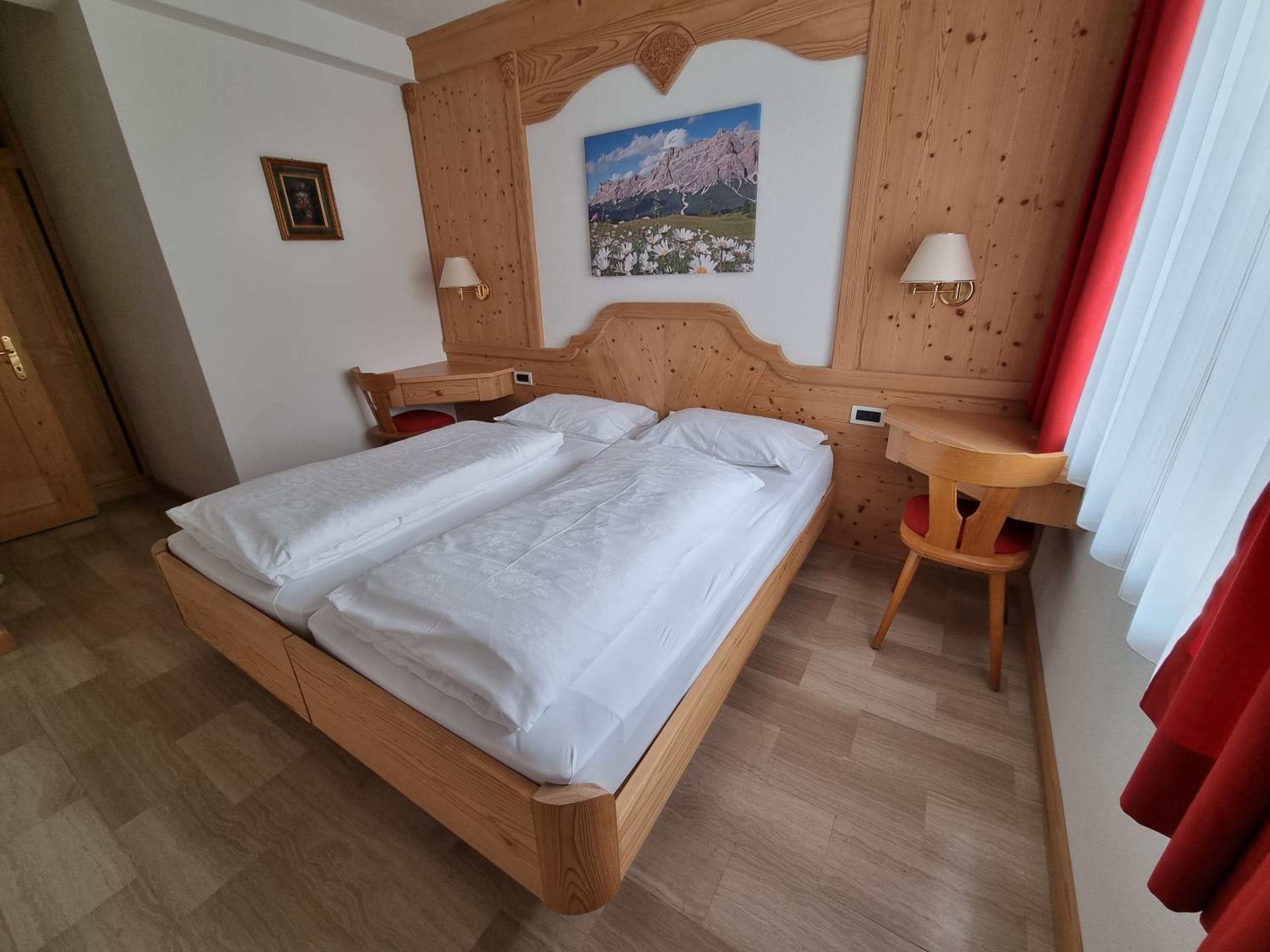 Superior One-Bedroom Apartment