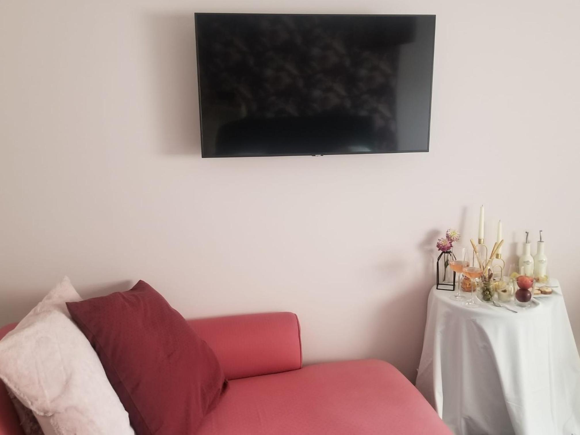 Deluxe Room - Photo 5
