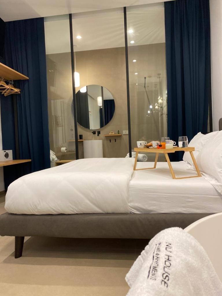 Deluxe Double Room - Photo 1