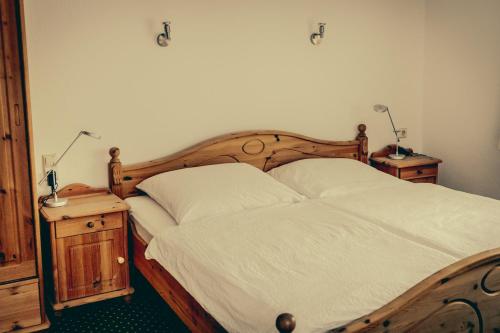 Budget Double Room photo 2