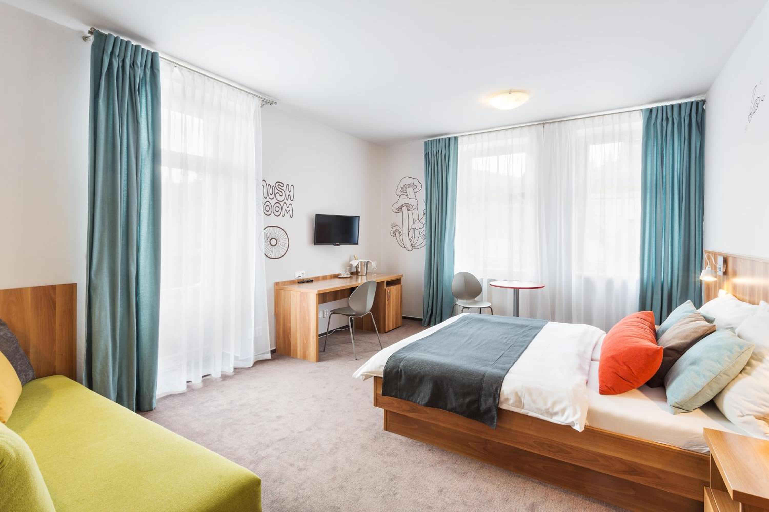 Triple Room with Terrace