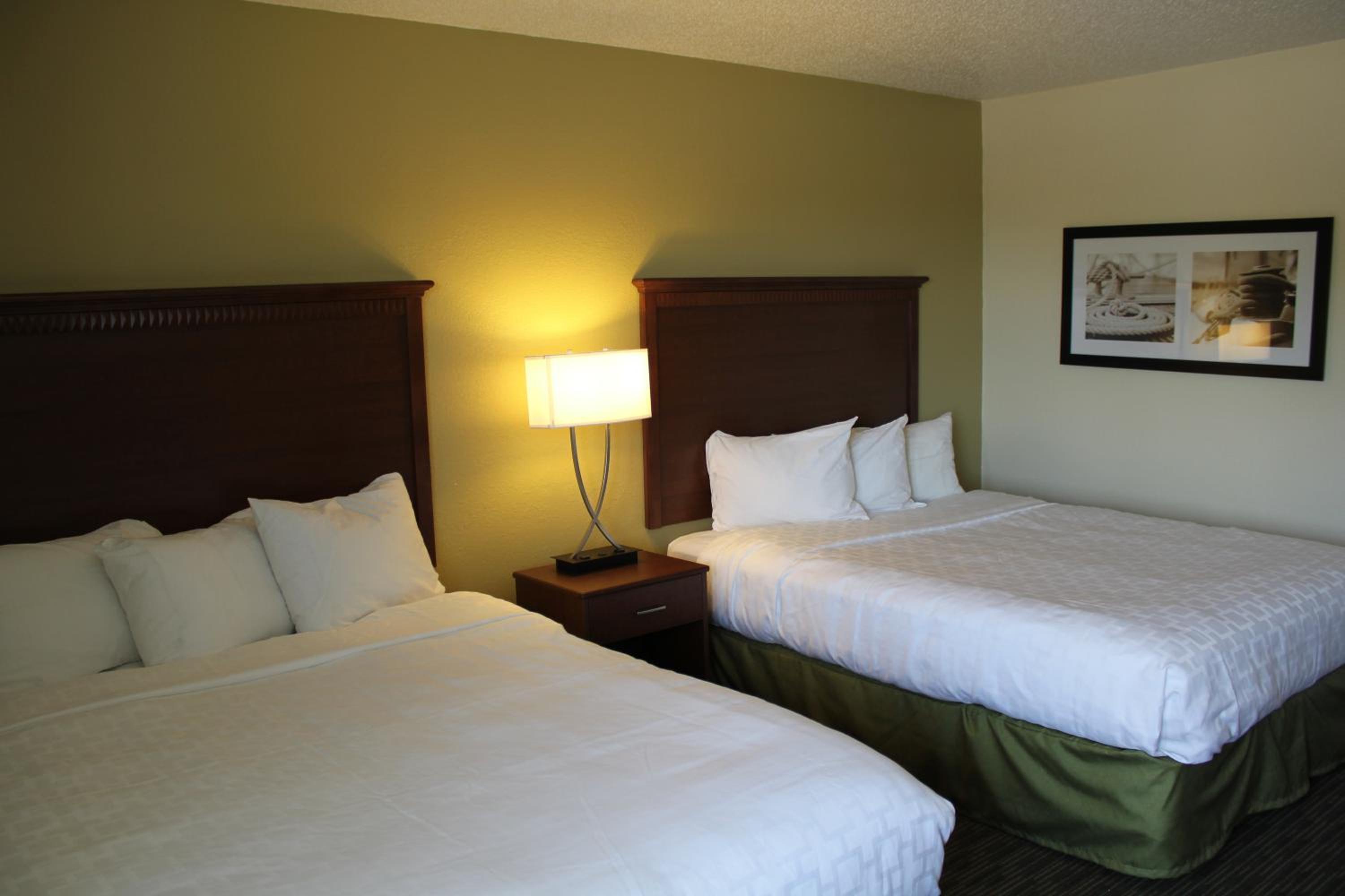 Queen Room with Two Queen Beds - Non-Smoking