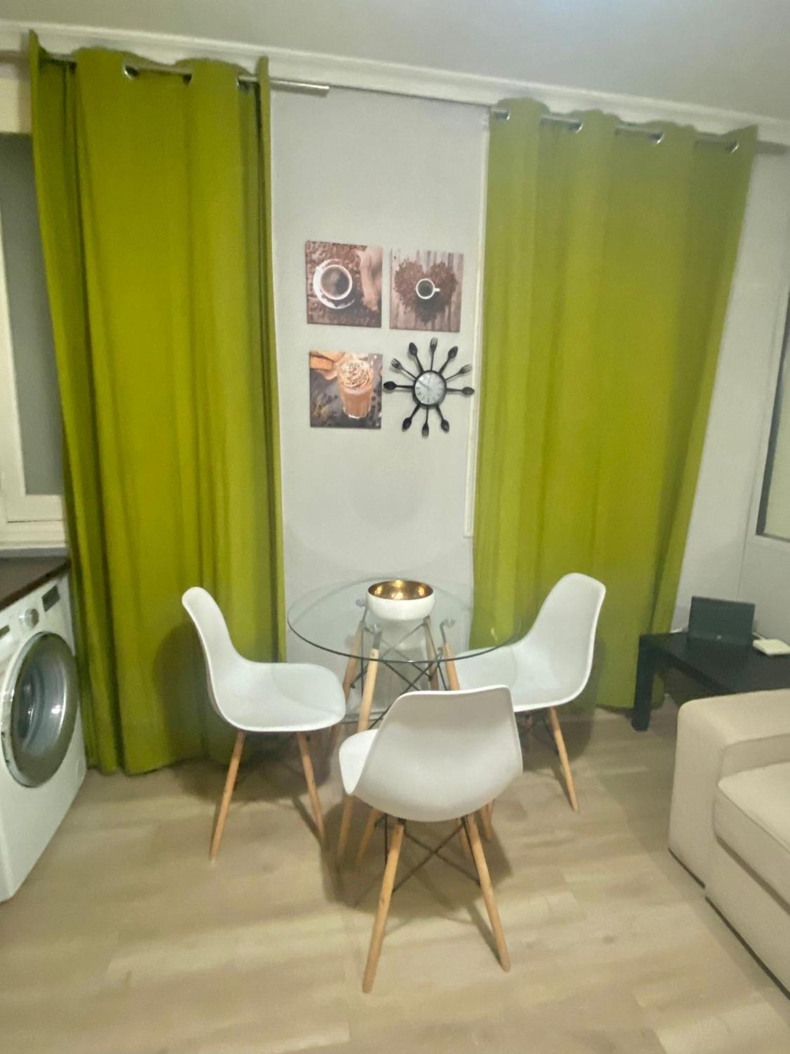One-Bedroom Apartment - Photo 14