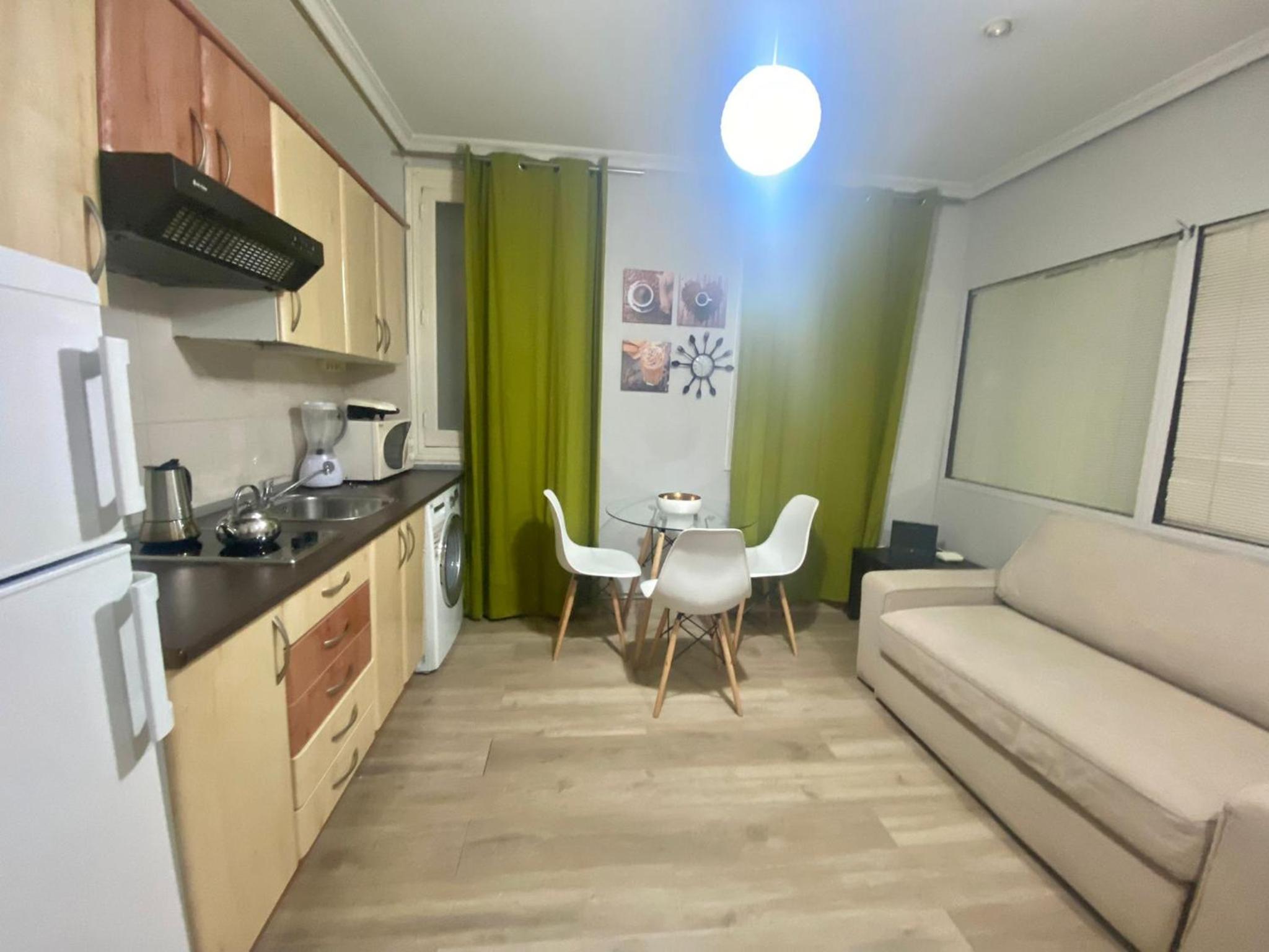 One-Bedroom Apartment - Photo 10