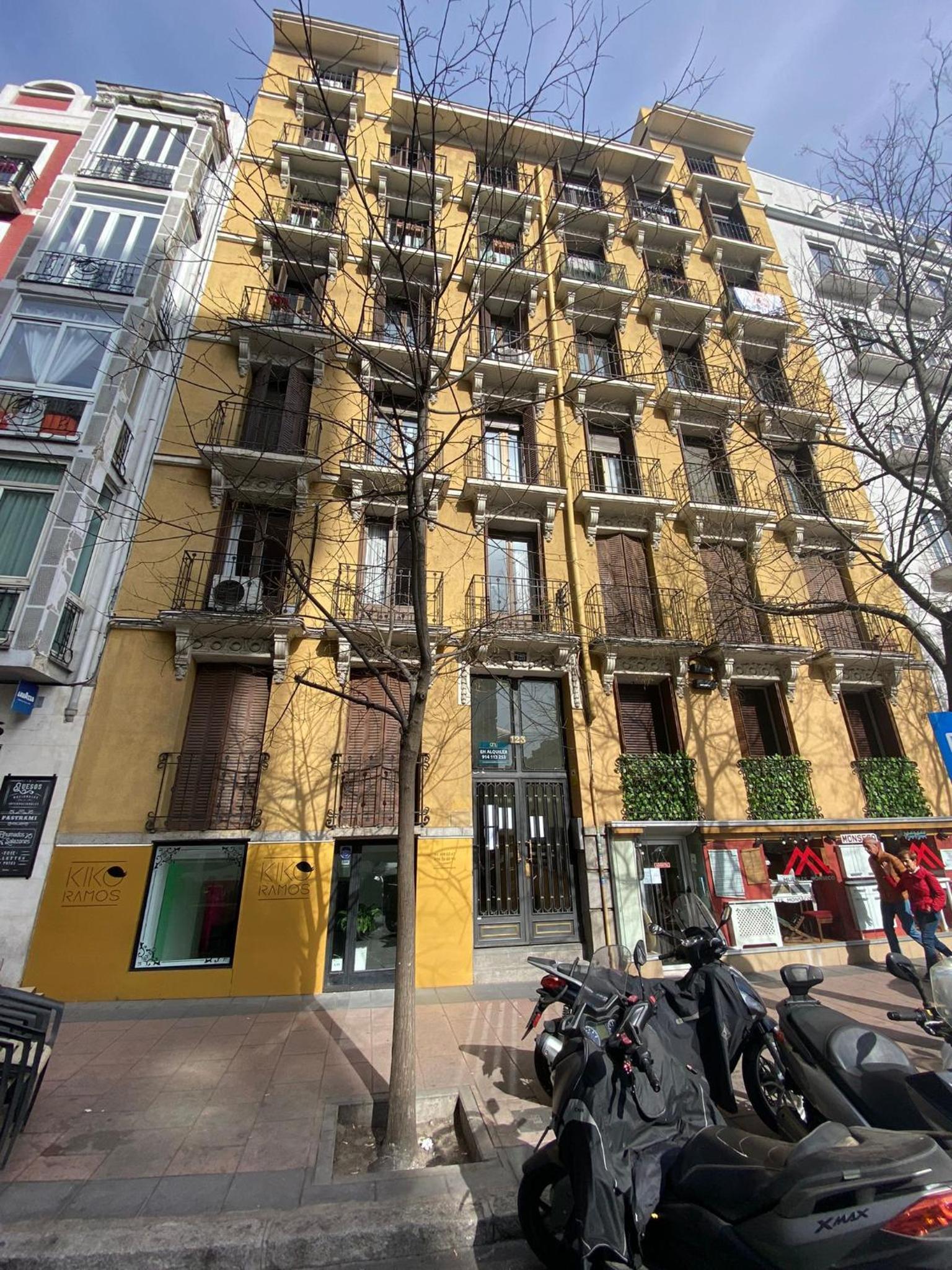 One-Bedroom Apartment - Photo 22
