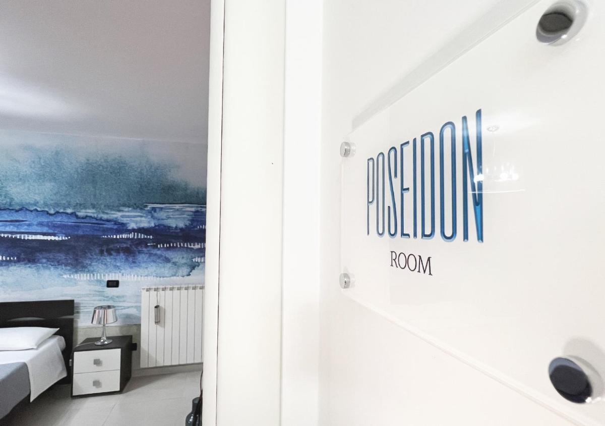 Deluxe Double Room with Balcony and Sea View