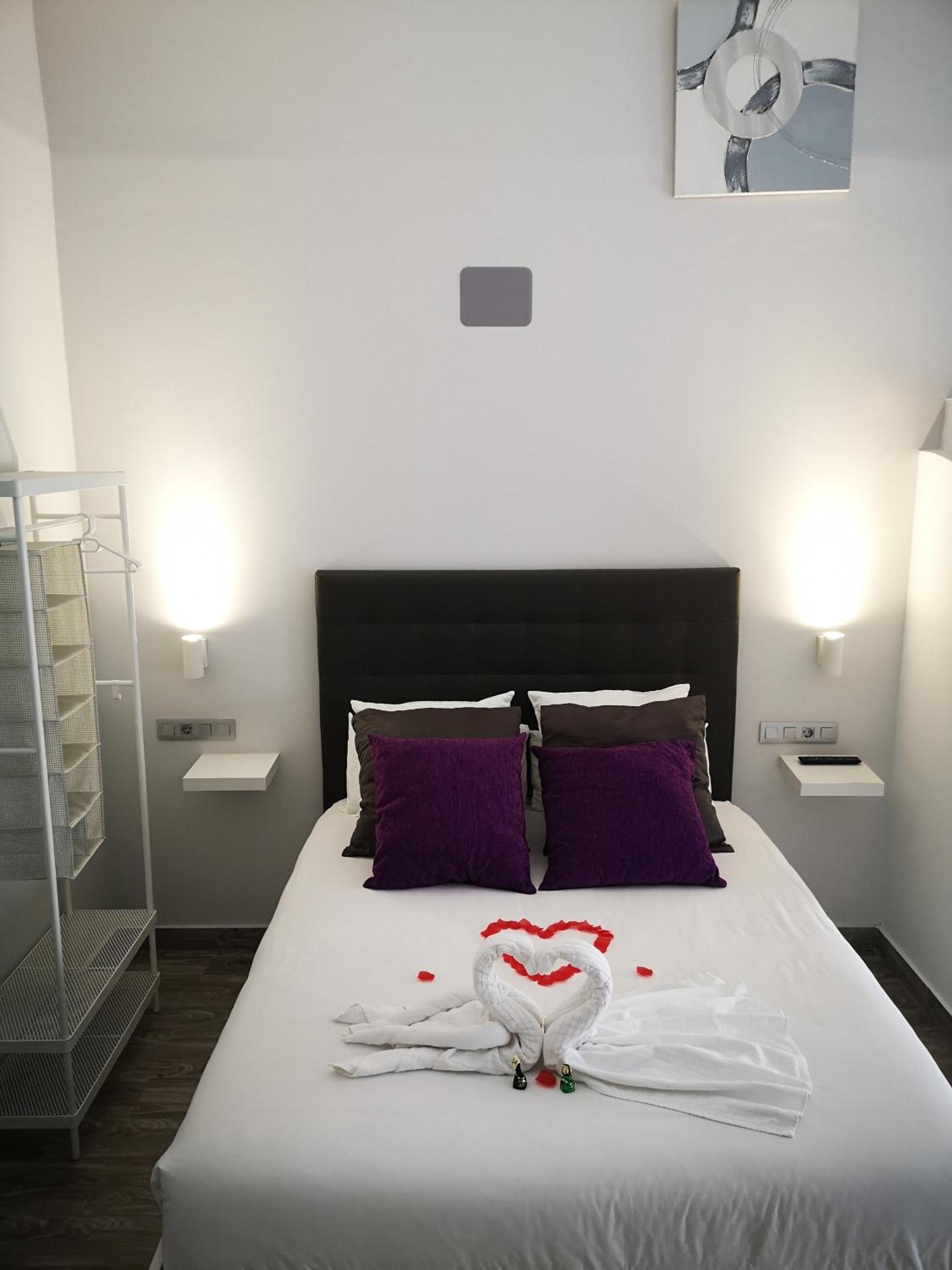 Deluxe Suite with Jacuzzi - Venus - Photo 54