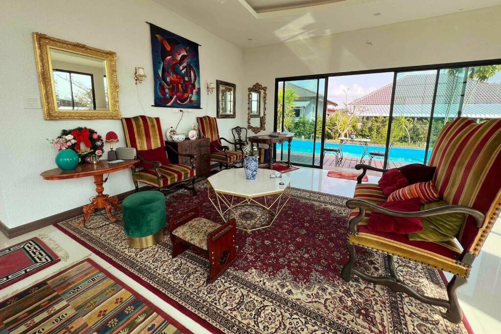 Two-Bedroom Villa - Photo 39