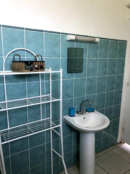 One-Bedroom Apartment - Photo 4