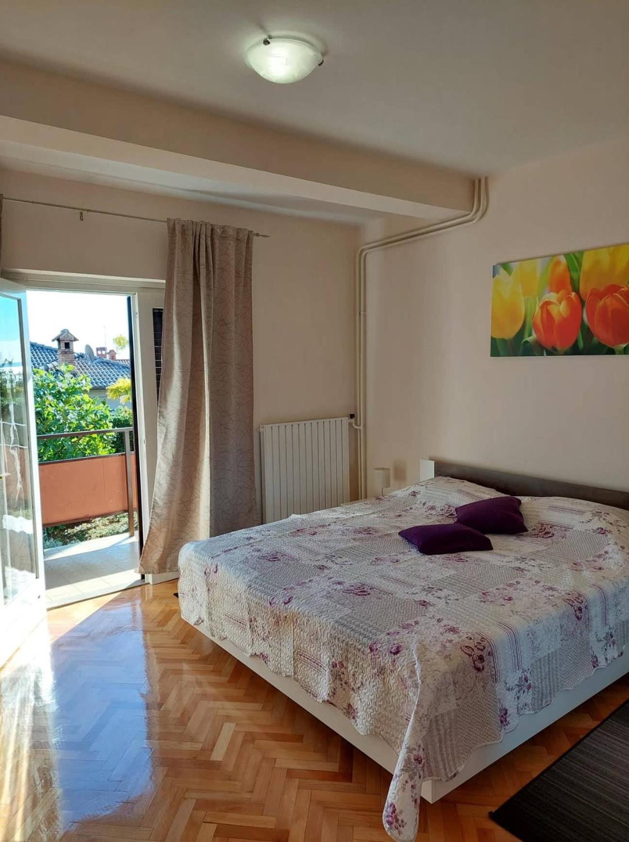 Two-Bedroom Apartment with Terrace photo 3