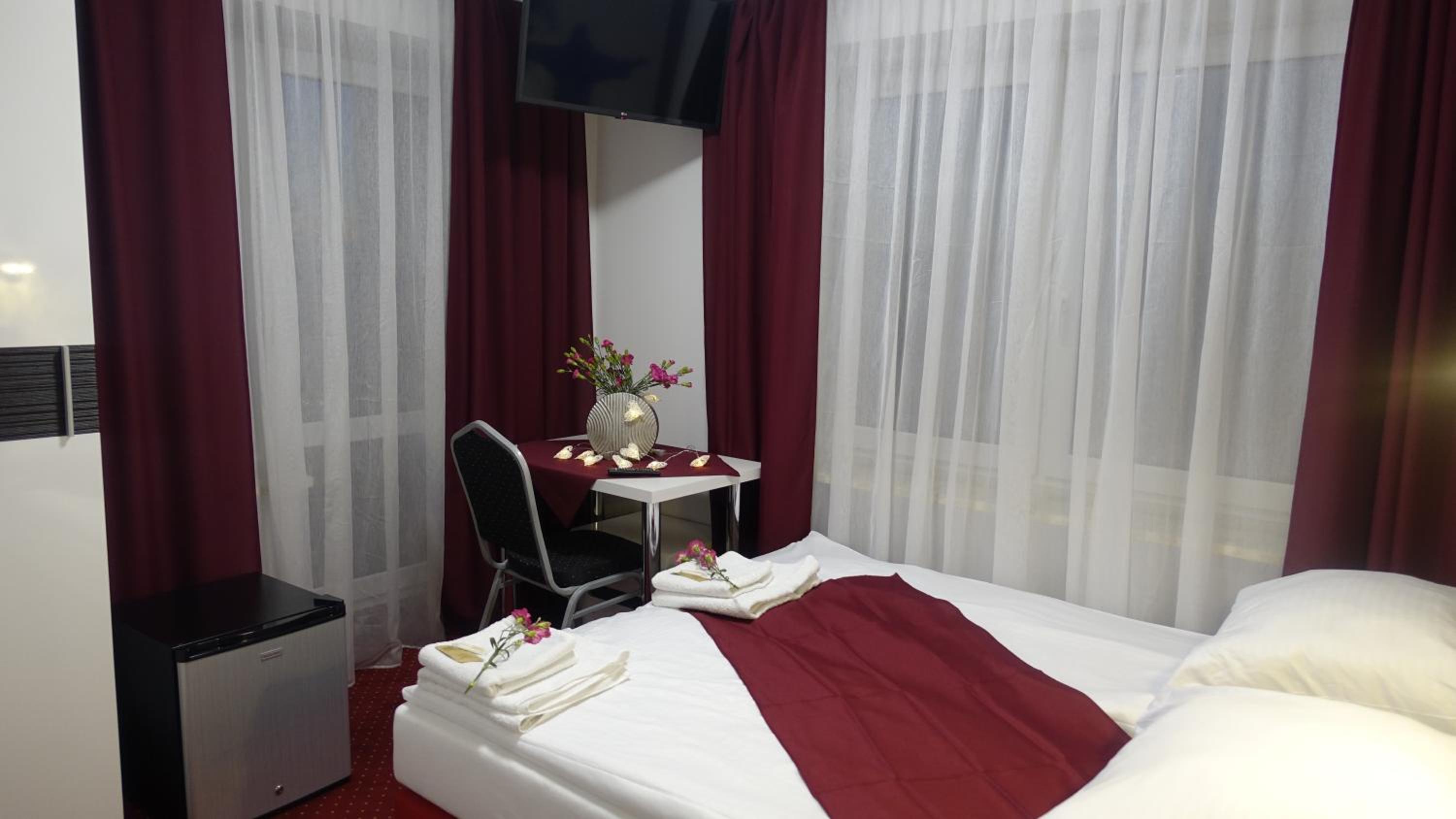 Small Double Room photo 3